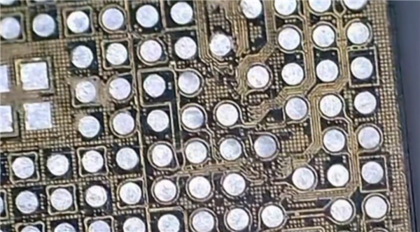 华为Pura X搭载全新麒麟CPU 首次集成内存!高通都做不到