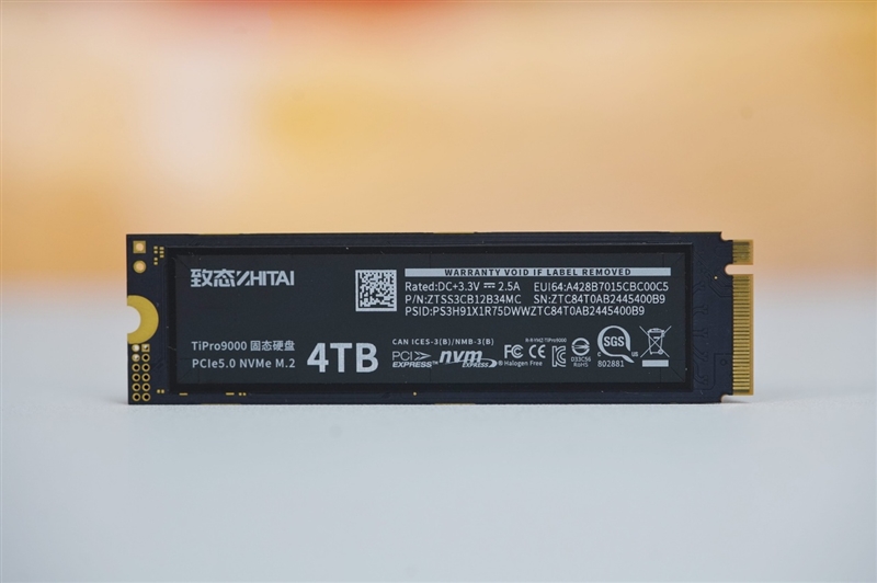 长江存储致态TiPro9000 4TB SSD评测：容量更大速度更快 性能新巅峰