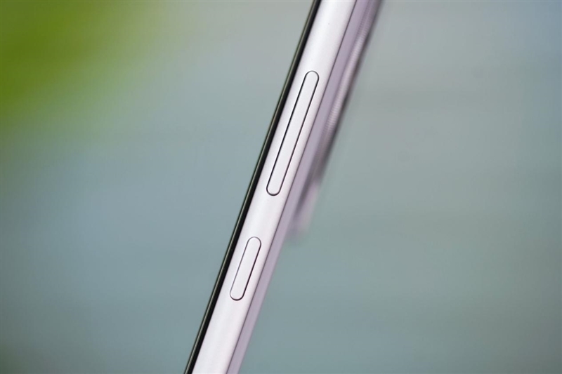 史上最大容量蓝海电池加持 vivo Y300 Pro+评测：一部能用20小时的国民手机