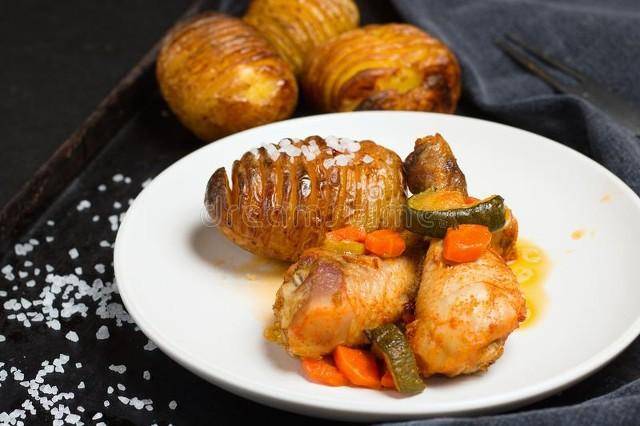 早餐:6:30-8:00,启动一天的活力引擎