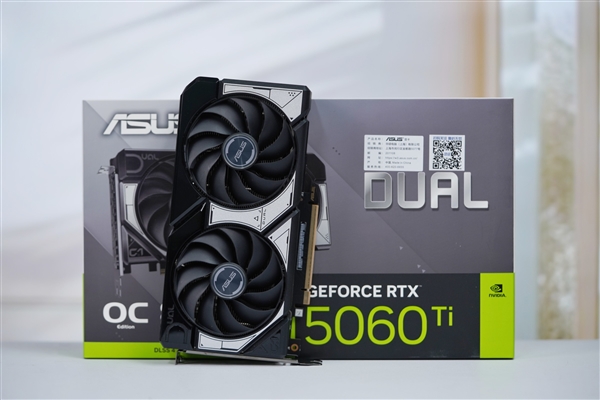 小巧双拼色!华硕RTX 5060 Ti DUAL OC 8GB显卡图赏