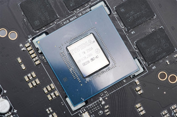 小巧双拼色!华硕RTX 5060 Ti DUAL OC 8GB显卡图赏