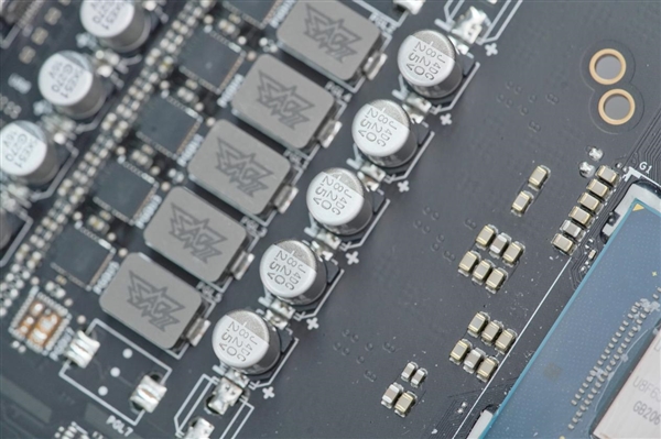 小巧双拼色!华硕RTX 5060 Ti DUAL OC 8GB显卡图赏
