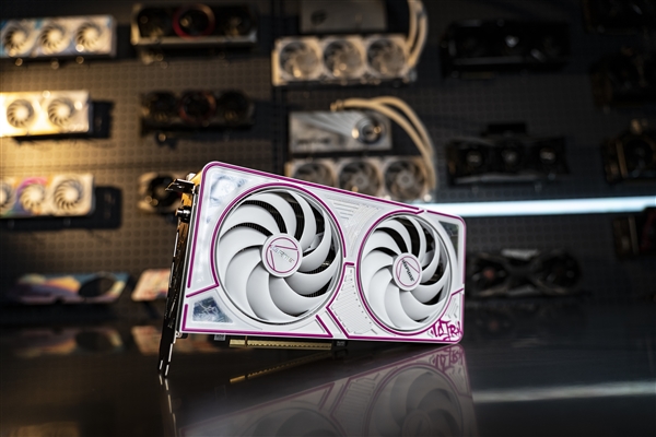 3499元起 七彩虹RTX 5060 Ti显卡上市:三风扇、双风扇任意选