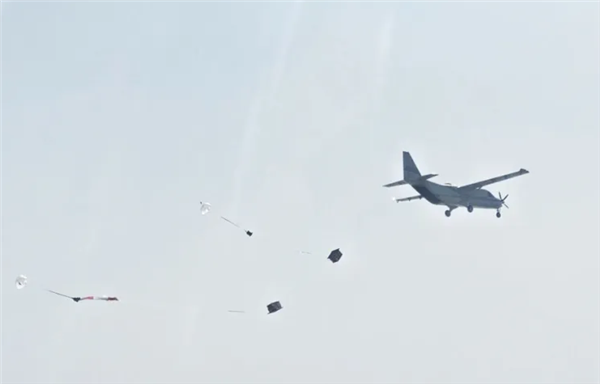 国内首次！SA750U无人运输机完成自主多件货物连续空投