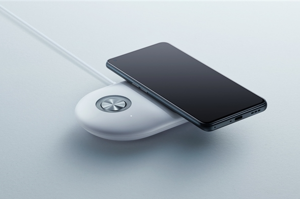 国内首个融合快充无线充电标准发布:实现互联互通 提升用户体验