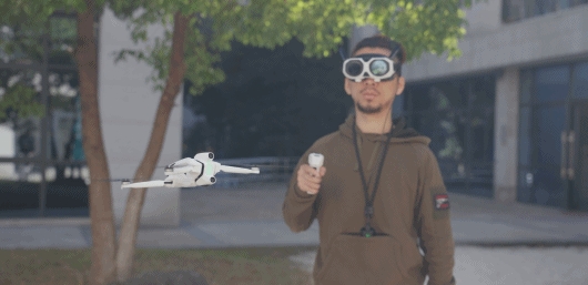 无聊的无人机市场 终于卷出了这么一个怪物