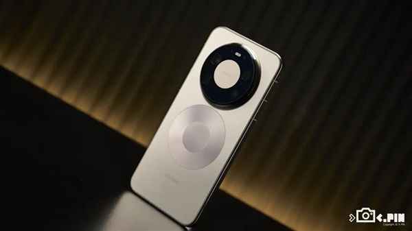 用了几天华为Mate80 Pro Max 我感觉它堆料有点过猛了