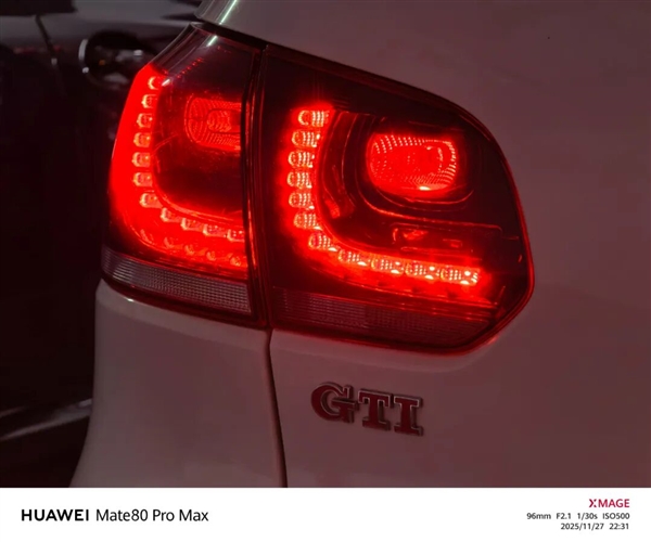 用了几天华为Mate80 Pro Max 我感觉它堆料有点过猛了