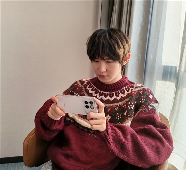 骁龙8E5续航天花板来了!荣耀WIN系列把续航测试员累够呛