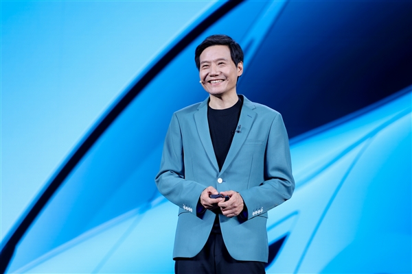 雷军：网上的尬黑让我怕 你希望看到说啥都要先想的雷军吗