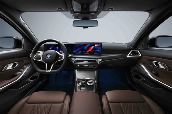 终于有实锤了:缺少实体按键的车就是更危险