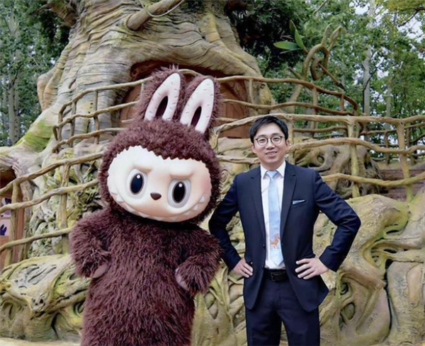 创办泡泡玛特、身家千亿！王宁入选40岁以下白手起家富豪榜