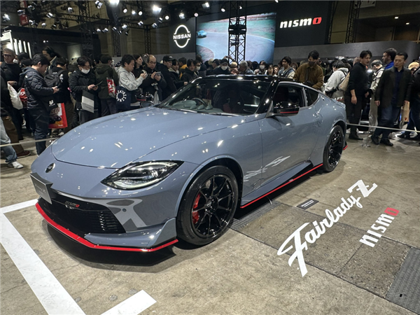 平时规规矩矩的车企 正在东京改装车展上释放天性