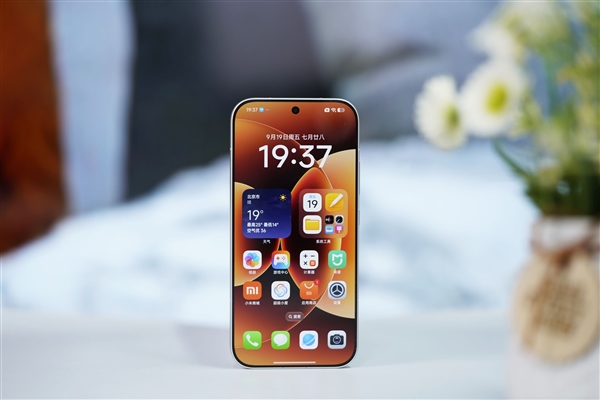 内存超级牛市冲击智能手机！厂商二季度开始调价减产