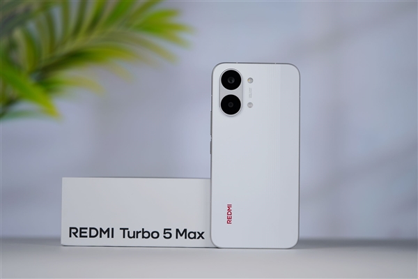 9000mAh小米史上最大电池!REDMI Turbo 5 Max图赏