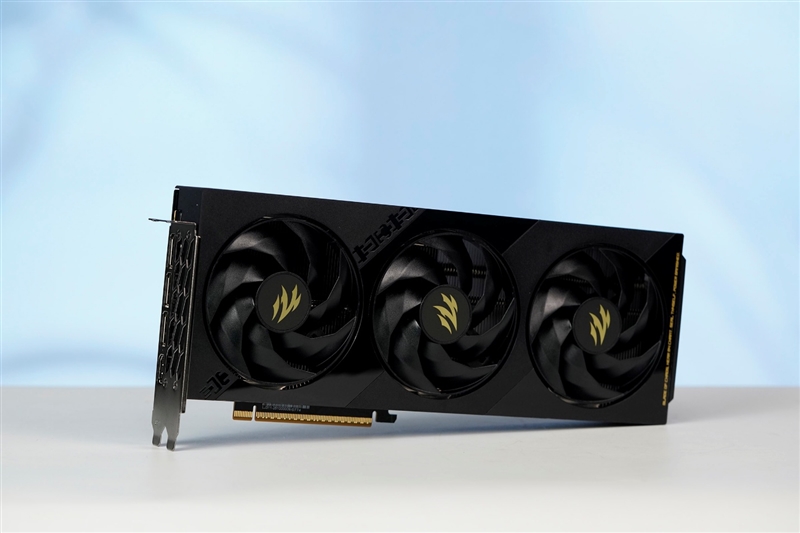 影驰RTX50系列《生化危机9》对比测试：DLSS4提升帧数 路径追踪画质最佳 从主流到高端总有一款适合你