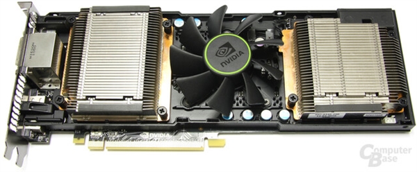 GTX 590十五岁了！双芯GF110功耗365W：和HD 6990打得难解难分