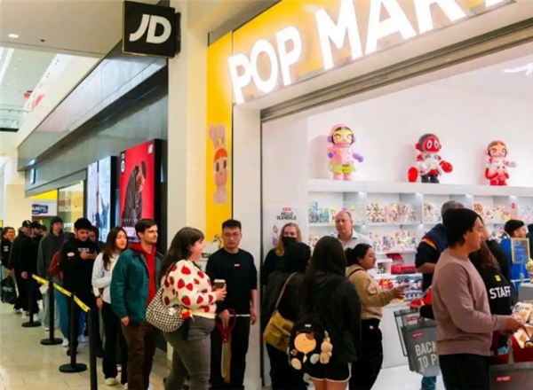 段永平实地调研泡泡玛特门店：这才是中国产品国际化的先驱