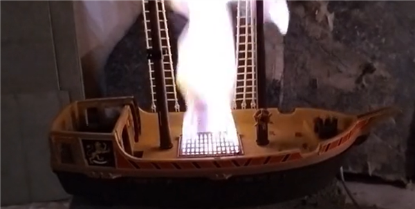 史上最著名的“幽灵船”：船好好的在海上飘 但船员却集体消失