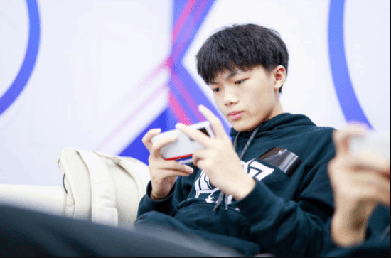 知名电竞选手被曝涉嫌性骚扰！证据曝光