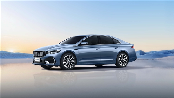 百公里油耗不到4升 吉利星瑞i-HEV智擎混动预售：10.27万起