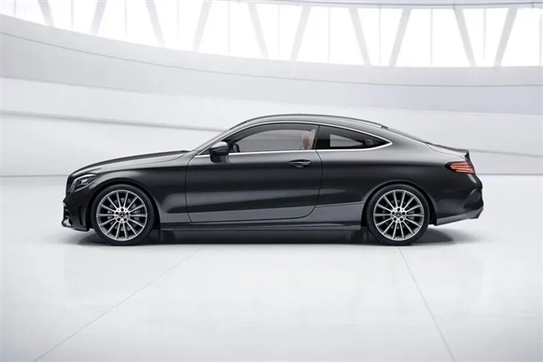 坚持原创的奔驰 这次抽到SSR了?