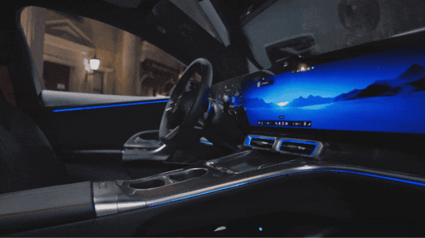 坚持原创的奔驰 这次抽到SSR了?