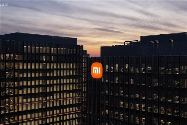 小米MiMo-V2.5系列模型开源！首日适配多家国产芯片 阿里平头哥、百度昆仑芯在列