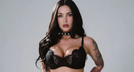 《变形金刚》女演员Megan Fox娇姿！身材姣好 张力拉满