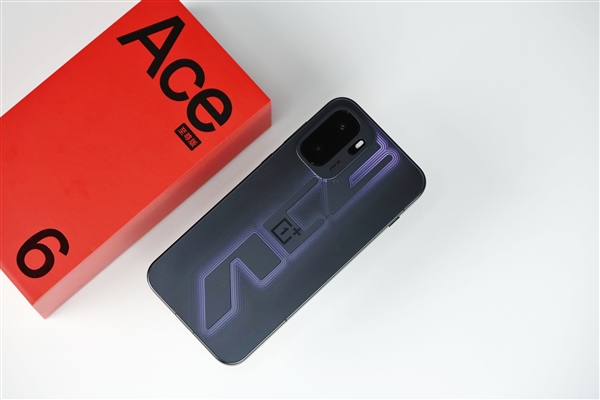 GPU首次看齐游戏主机！一加Ace 6至尊版图赏