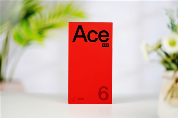 GPU首次看齐游戏主机！一加Ace 6至尊版图赏