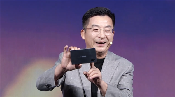 仅充电宝大小！联想AI主机P7发布：搭载国产AI PC处理器此芯P1