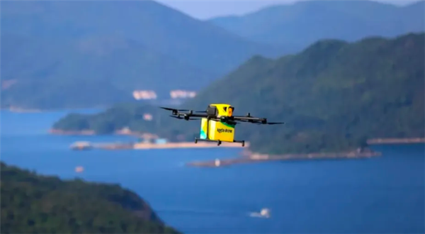 送货无需降落！美团发布第四代无人机长程索降版M-Drone 4L Winch