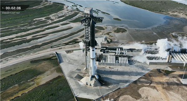 美国SpaceX星舰实施第12次试飞：人类最强火箭星舰V3首飞发射升空