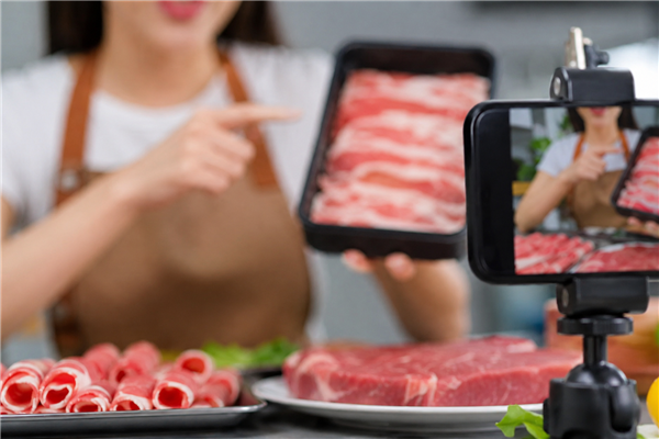 曾喊假一赔万！网红主播带货“纯牛肉”翻车：实为合成肉 本人称文化水平低