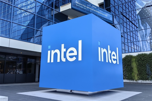英特尔ATX12VO V3电源标准泄露：待机效率提升29% 主供电扩至12针