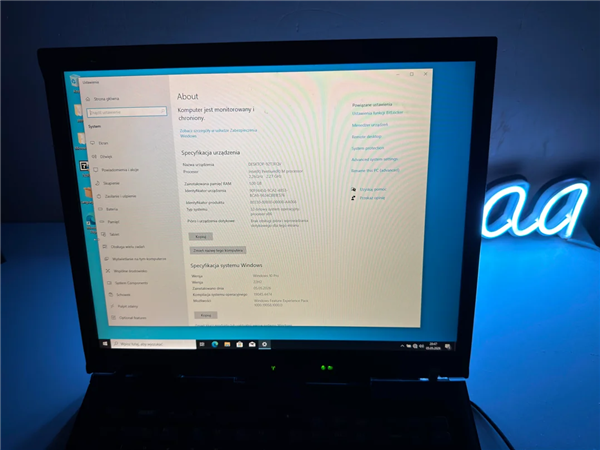26年Windows全通关！单核ThinkPad T43封神：裸机跑遍NT到Win10