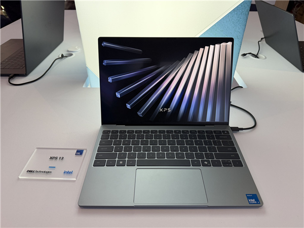 Win11 8GB内存直接吃掉七成：被苹果系统碾压