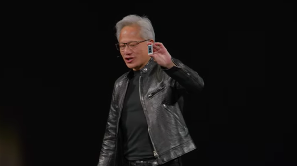 NVIDIA重新发明PC！黄仁勋正式发布Windows专用处理器RTX Spark：所有老电脑都可以扔了