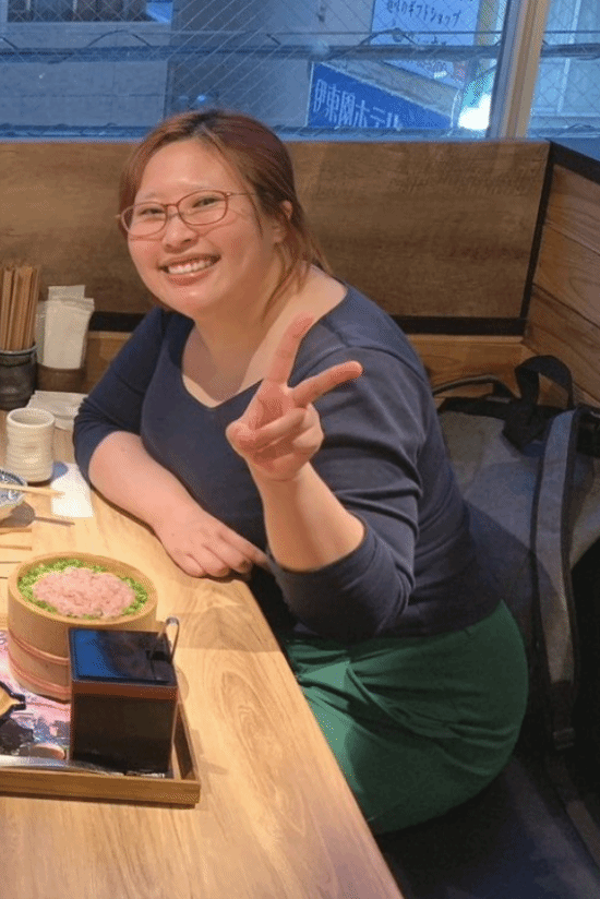 日本人妻COSER爆减60斤!完美还原高叉泳衣春丽
