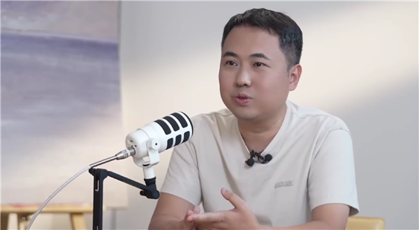 安克创新CEO发声预言：充电宝大概率过几年就死了