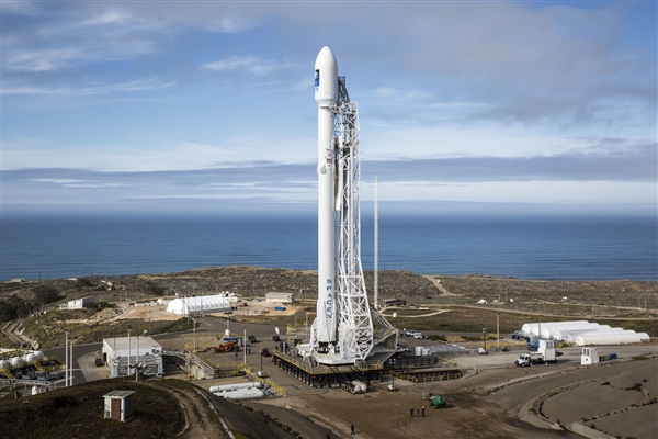 数千员工一夜变身富豪！SpaceX直言员工不会集体离职