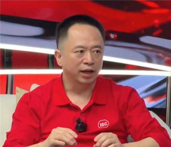 周鸿祎开怼黄仁勋：站着说话不腰疼