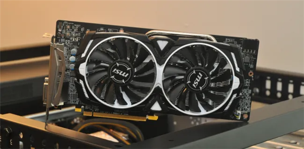 AMD老卡用户狂喜！十年前显卡迎来第二春：RX 580又能再战三年